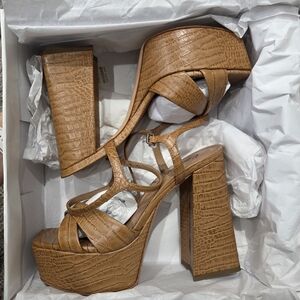 L'INTERVALLE Tan Croc-Embossed Platform Strappy Heels